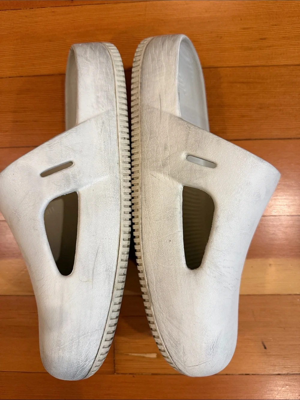 Nike Calm mules *no straps*